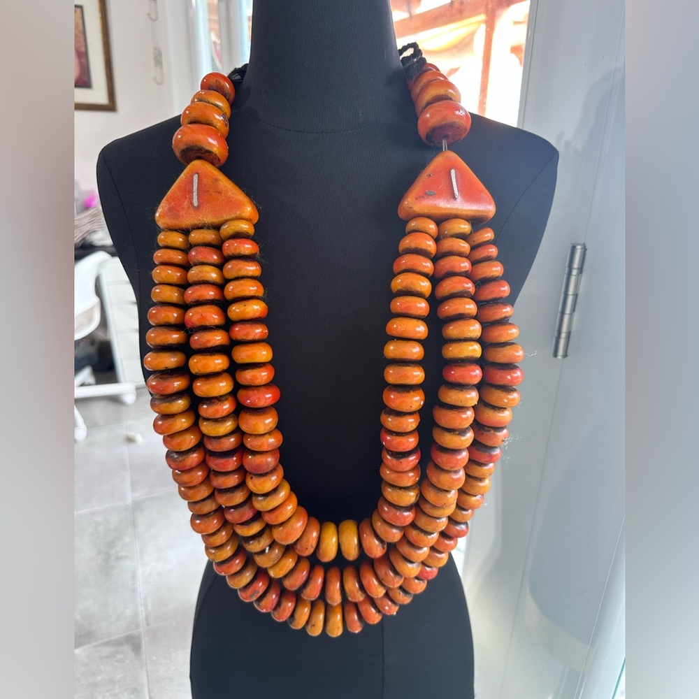 🧿🪬Moroccan wood huge necklace heavy fabulous conversation piece.